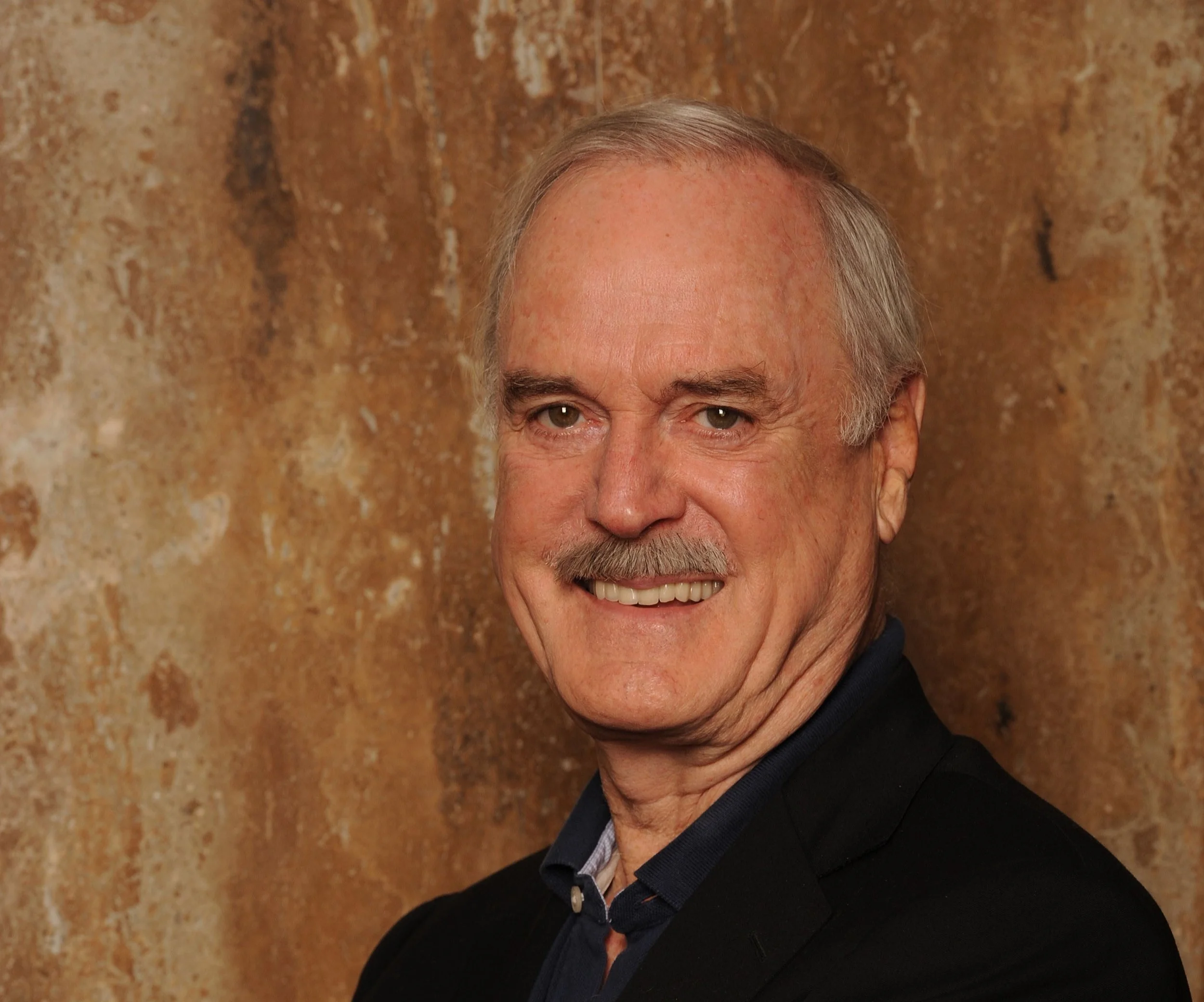 johncleese.jpg