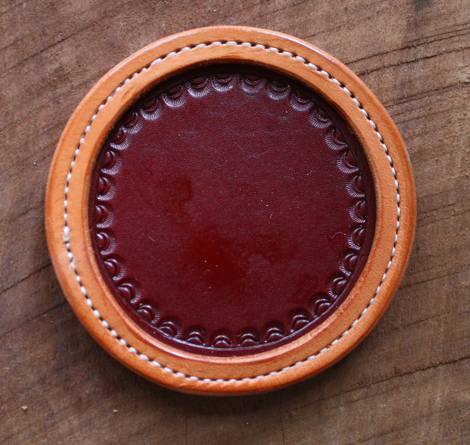 Round Coaster Set (4) - Natural/Burgundy