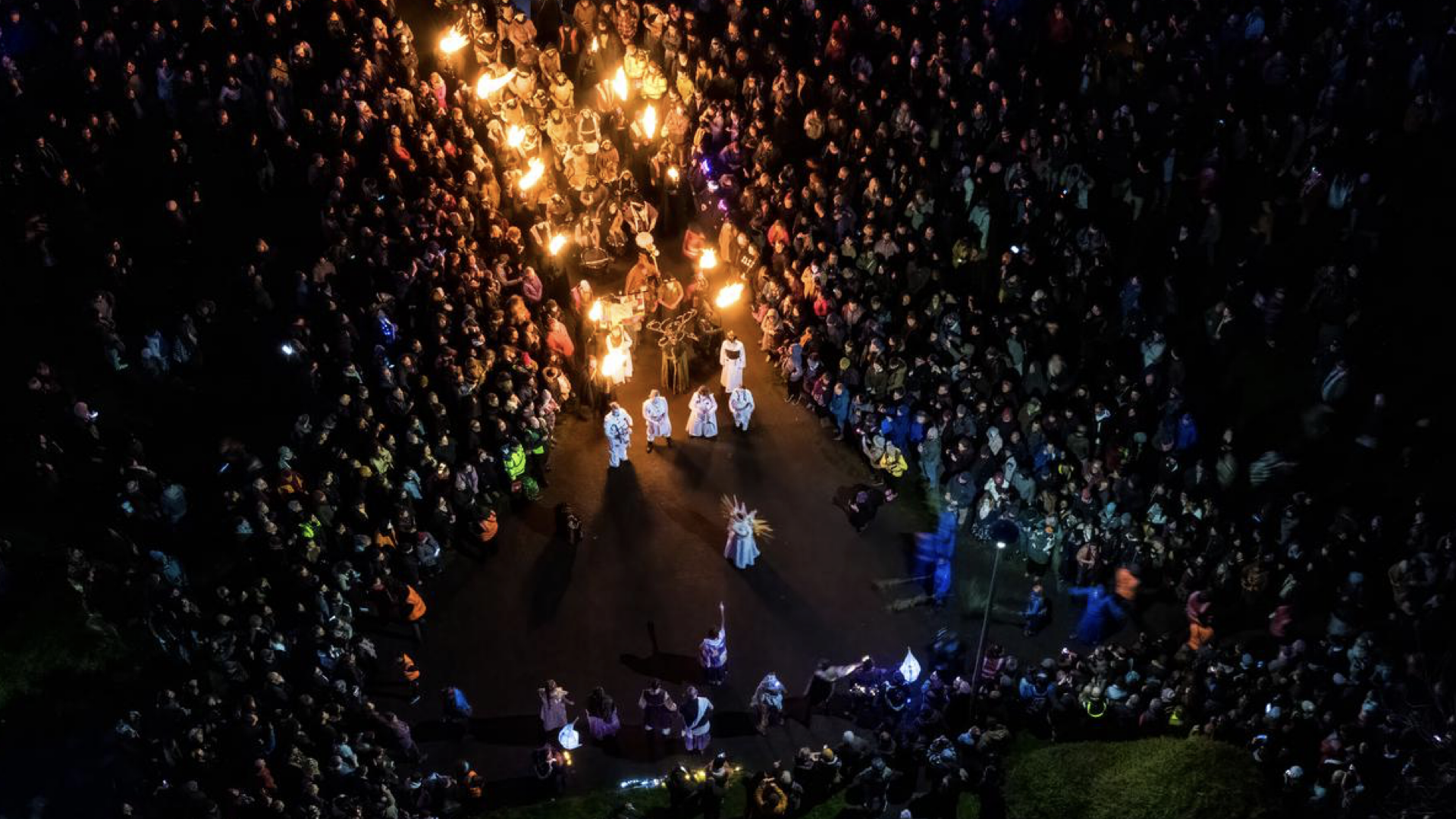 PEEPING MAUREEN-deck-shorter_Shaber.056.png