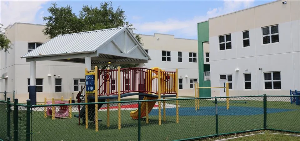 School Board of Broward County COUNTRY HILLS ELEMENTARY SCHOOL RENOVATION