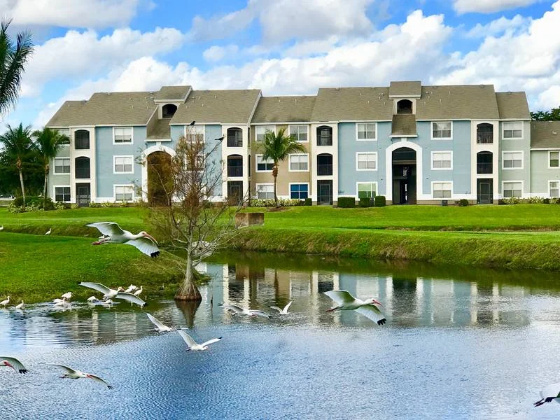 Lantana, FL THE VIEW AT WATERS EDGE APARTMENTS