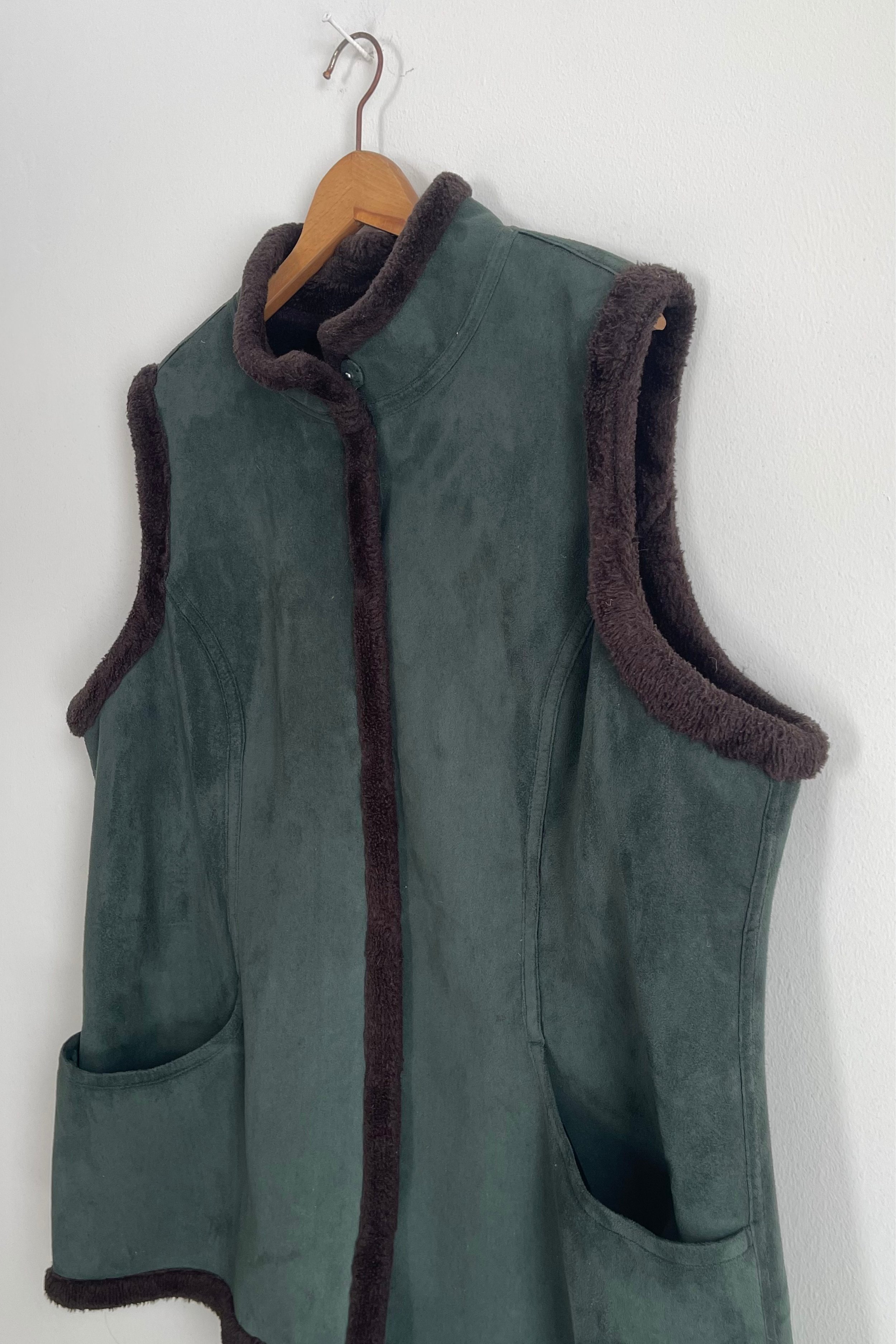 114_FEELGOODVINTAGE.jpg