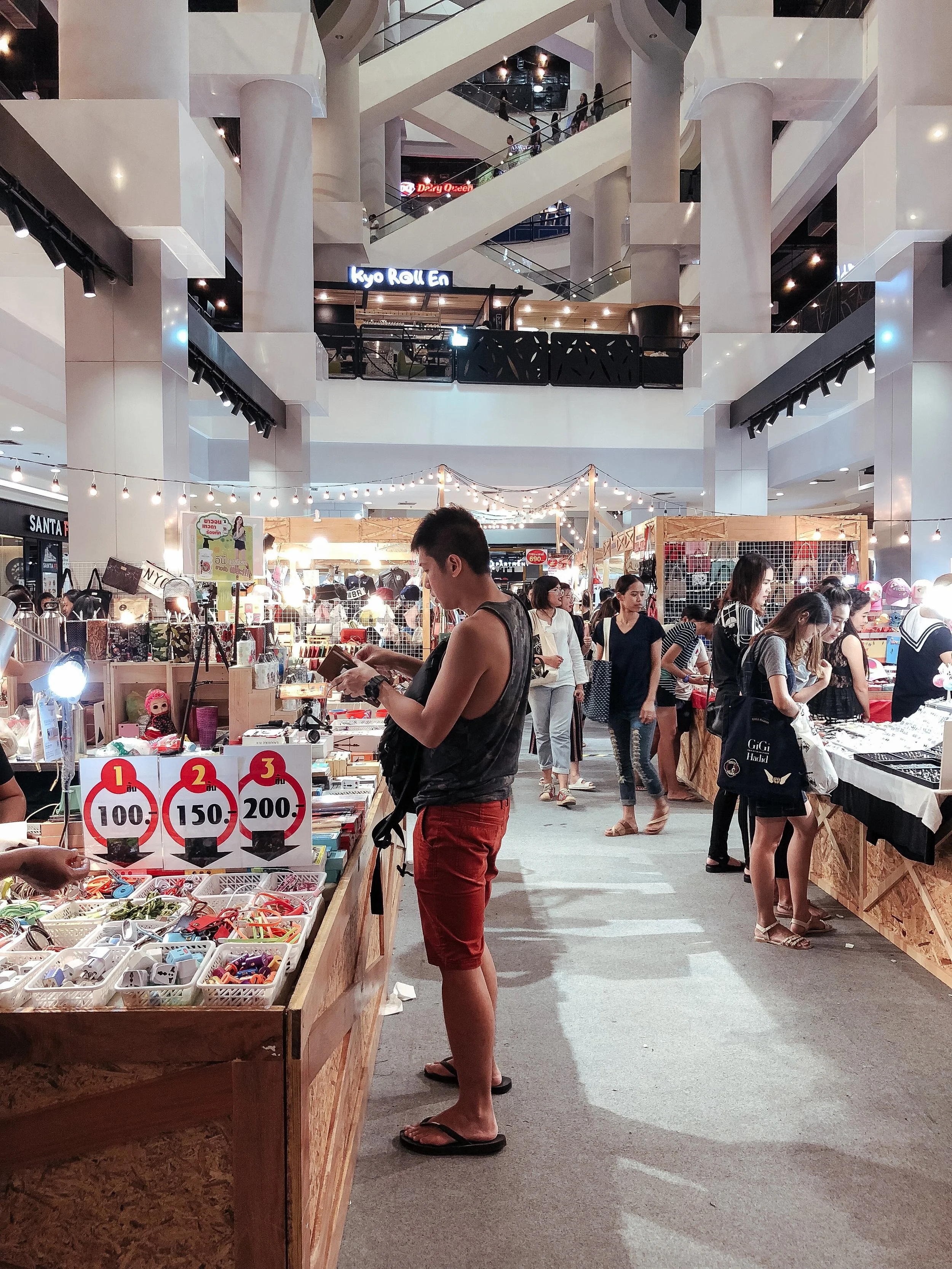 Bangkok Shopping Guide Siam Area Chatuchak Union Mall Platinum Fashion Mall And More Singapore Travel Couple Anders Cindy