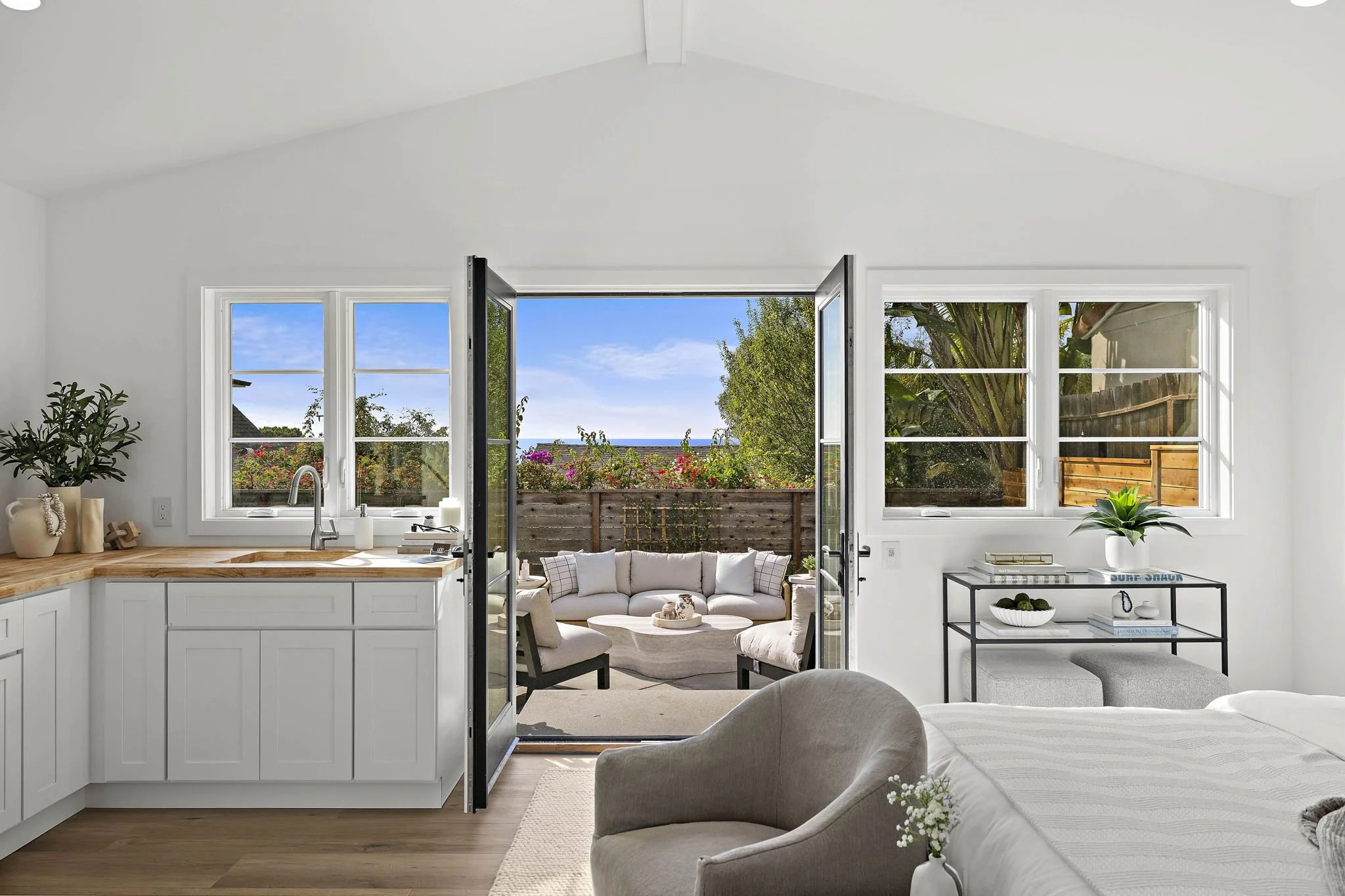 13-web-or-mls-684 Seaview 13.jpg