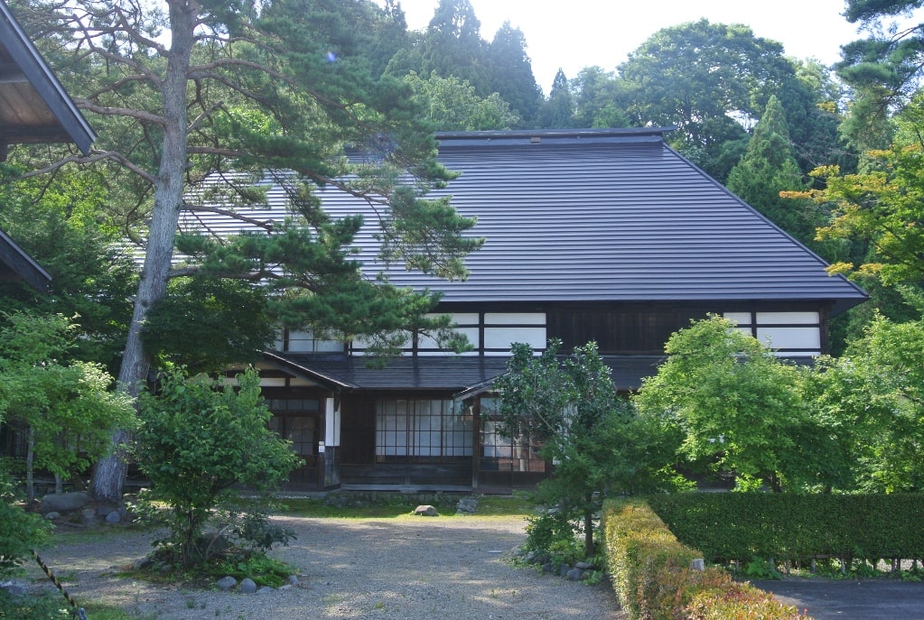 Stay 1 night at a Traditional Japanese House