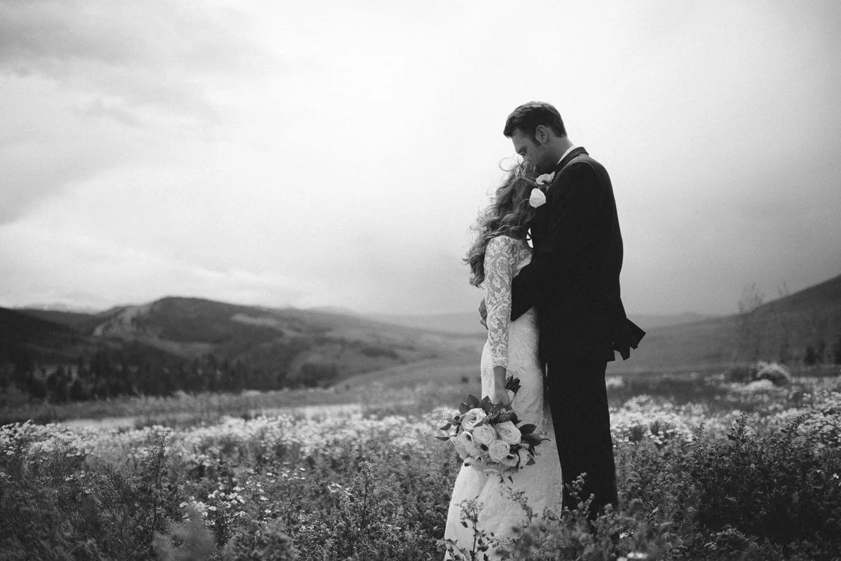 couple destination wedding photography at strawberry creek ranch in granby colorado