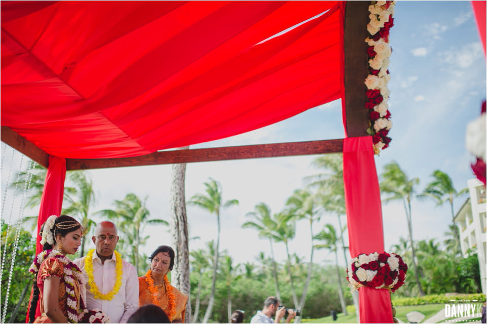 073_Hawaii_Indian_Destination_Wedding_ceremony_marriott_ihilani_ko_olina.jpg