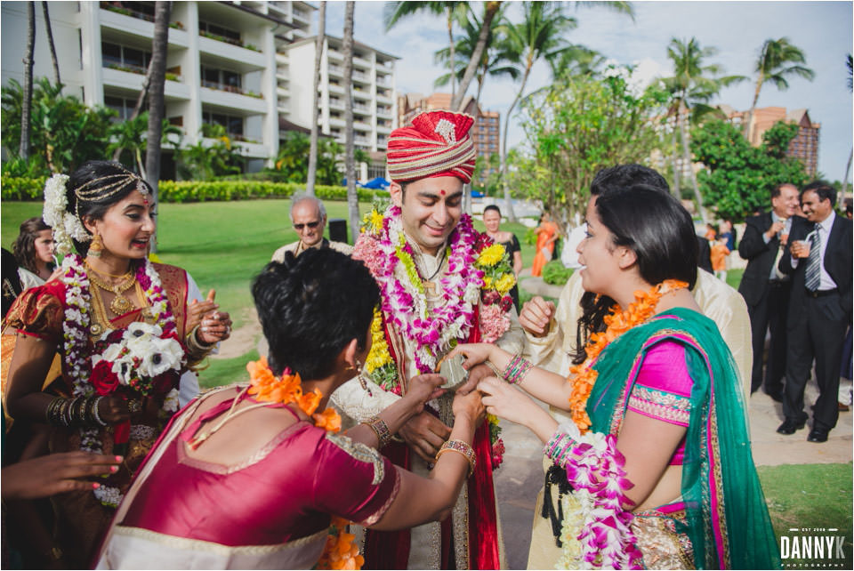 089_Hawaii_Indian_Destination_Wedding_ceremony_jutti_chupai_shoe_game.jpg