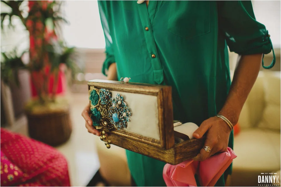 05_Hawaii_Indian_Destination_Wedding_Mehndi.jpg