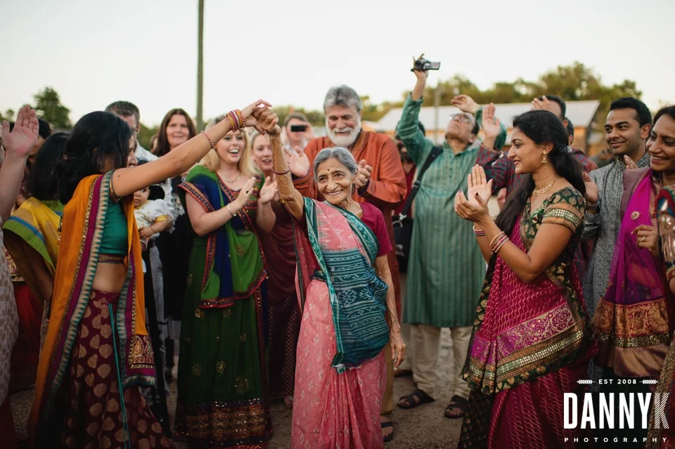 Indian_Garba_Mississippi_Wedding_Photographer_31.jpg