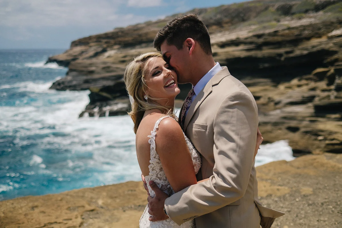 Honolulu_Hawaii_Elopement_Wedding_16.jpg