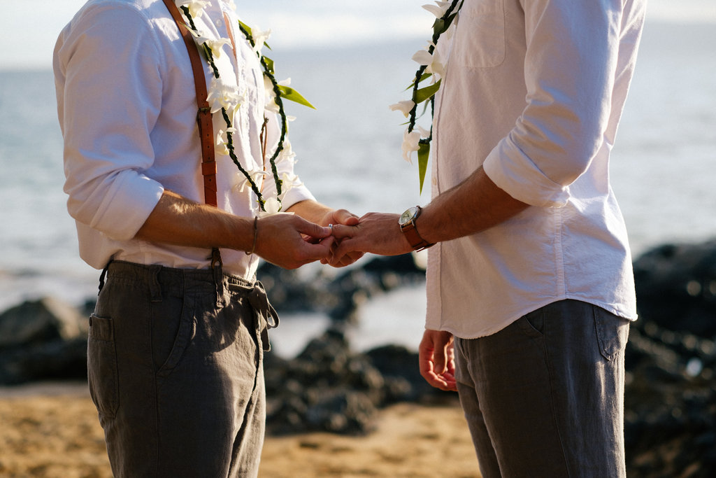 Same_Sex_Maui_Hawaii_Destination_Wedding_29.jpg