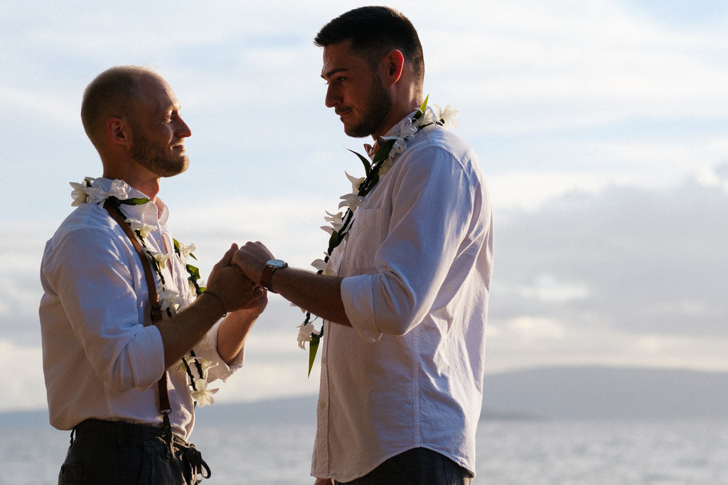 Same_Sex_Maui_Hawaii_Destination_Wedding_30.jpg