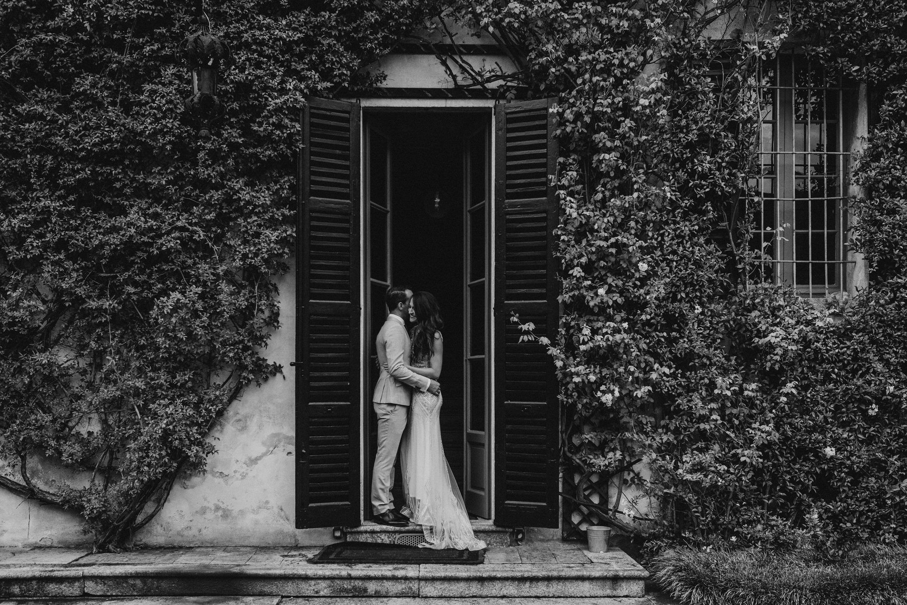 Lake_Como_Destination_Wedding_Photographer_042.jpg