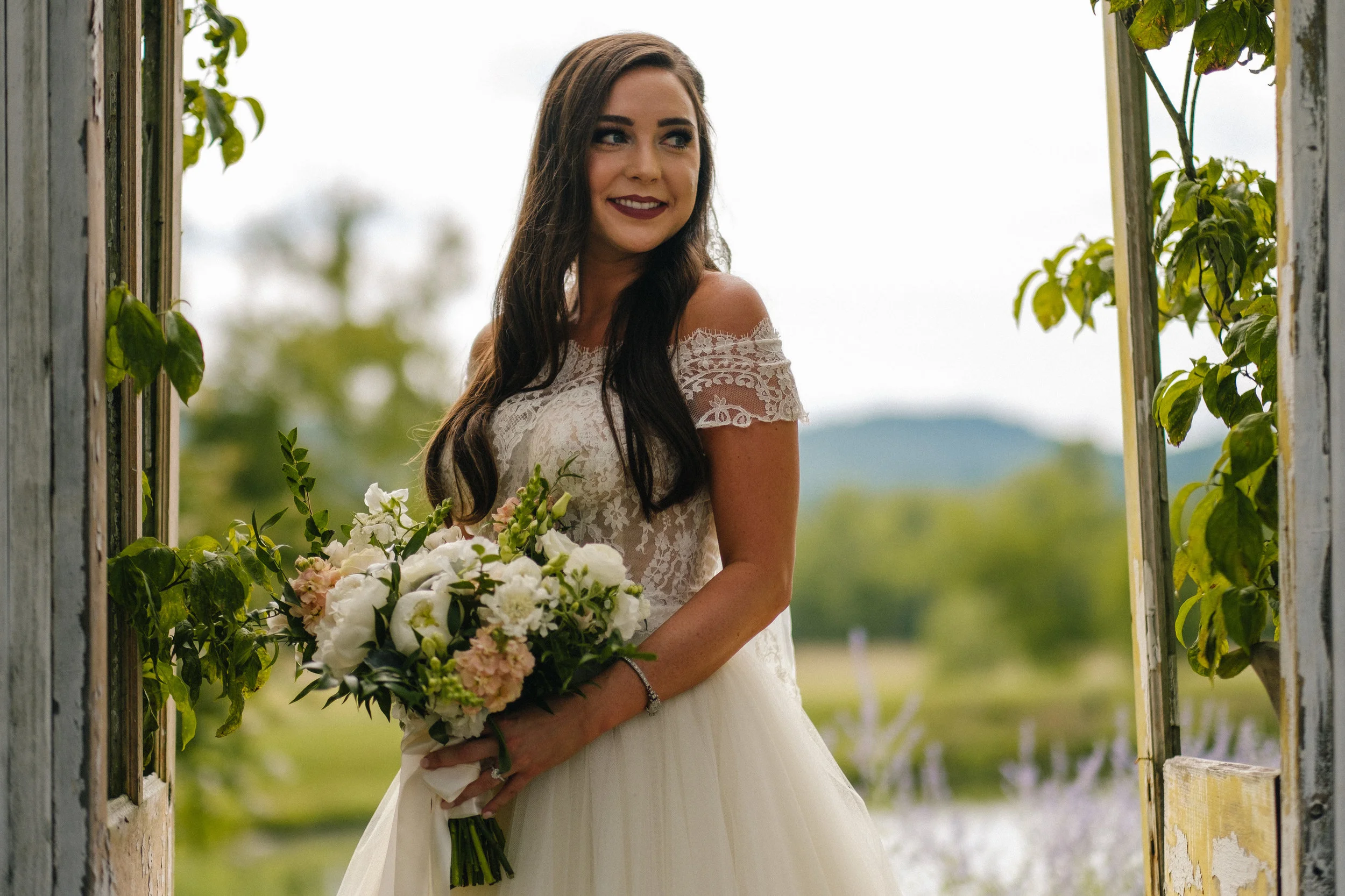 Nashville_Wedding_Photography_Mint_Springs_37.jpg