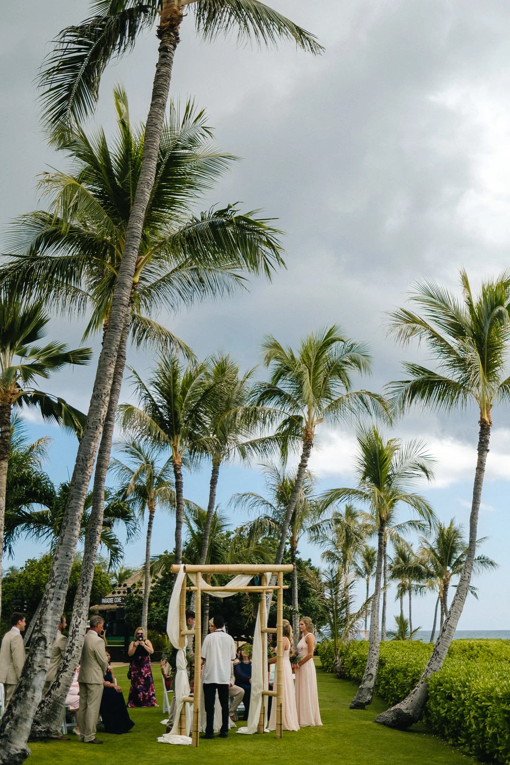 Honolulu_Hawaii_Elopement_Wedding_23.jpg