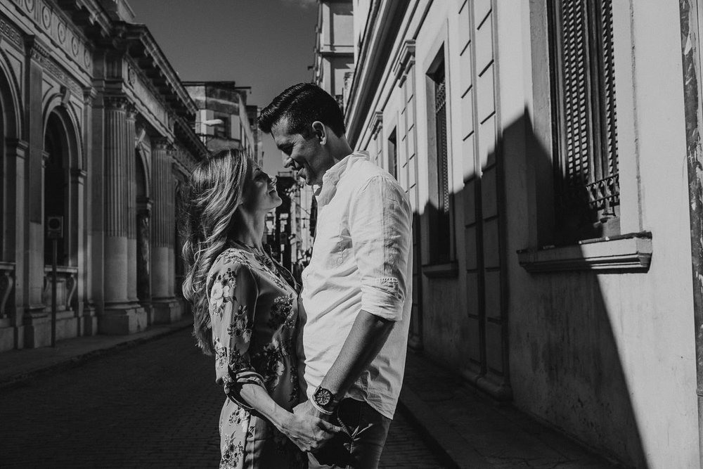 Havana_Cuba_Engagement_Photography_06.jpg