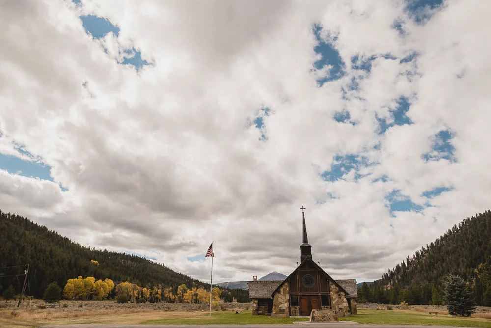 09_big_sky_montana_destination_elopement_photography.jpg