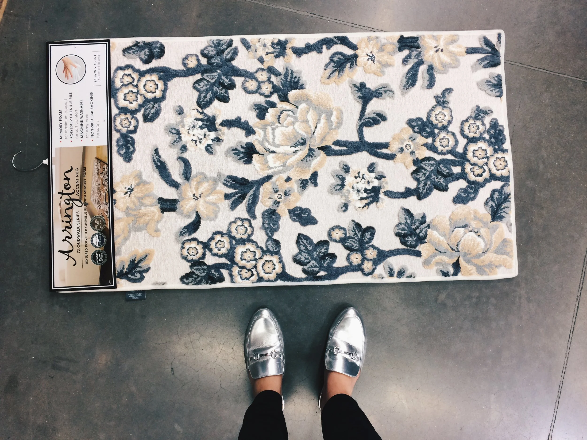 Memory Foam Accent Rug