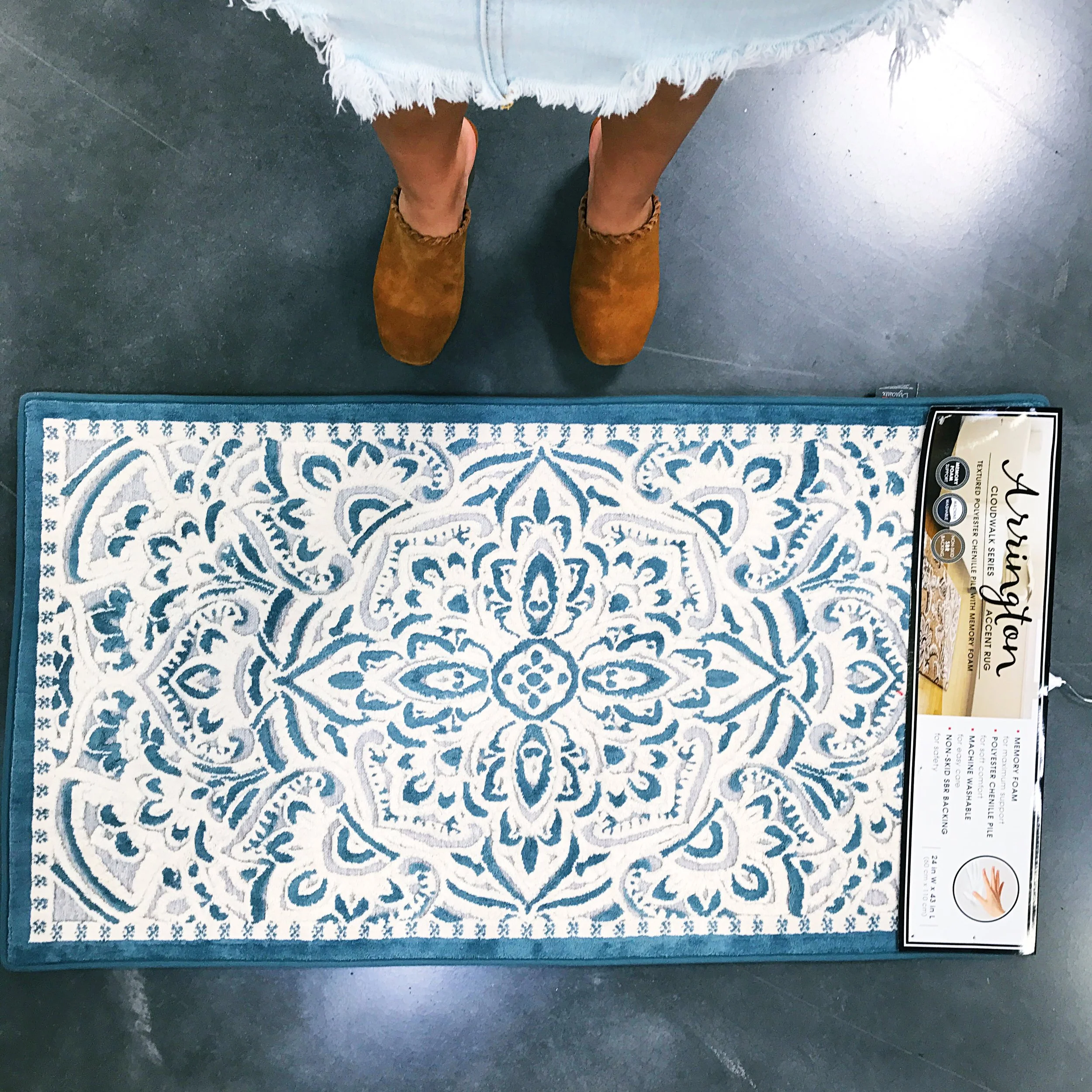 Memory Foam Accent Rug