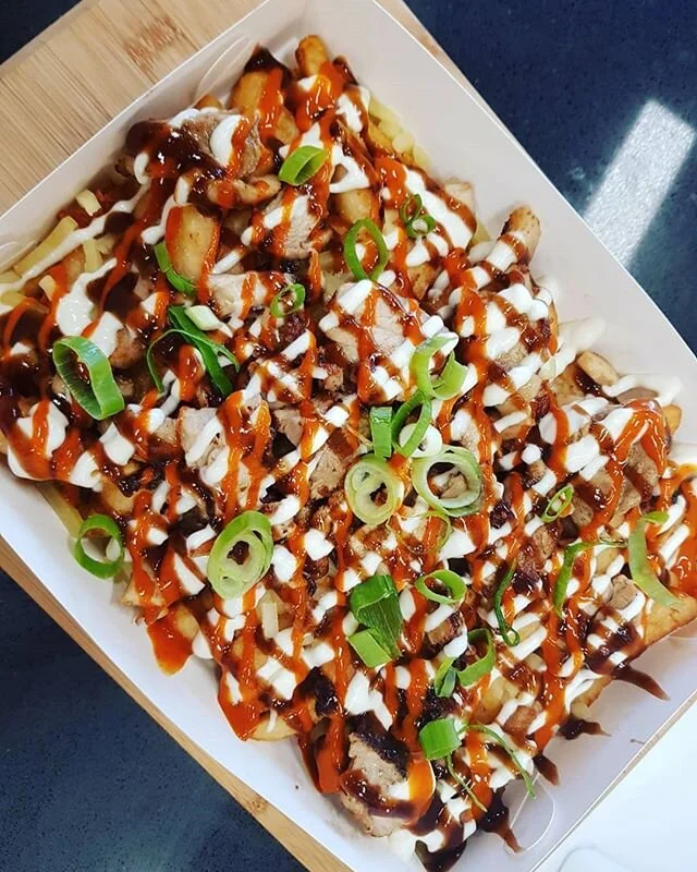 Here is a list of things Sundays are good for; ✔ the girls ✔ the boys
✔ a Burgled Snack Pack