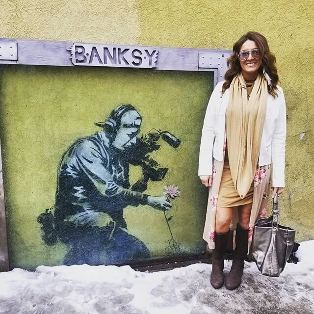 @banksy at @sundanceorg - amazing! .
.
#sundance2020 #parkcity #mindastronaut #seedus #seedussociety #inspiredmind #50shadesofspirituality #optimystic #creatrix #spirituallylit #cosmictemple #livingDivinity #holycuriosity #reverance #halleleujah #gra