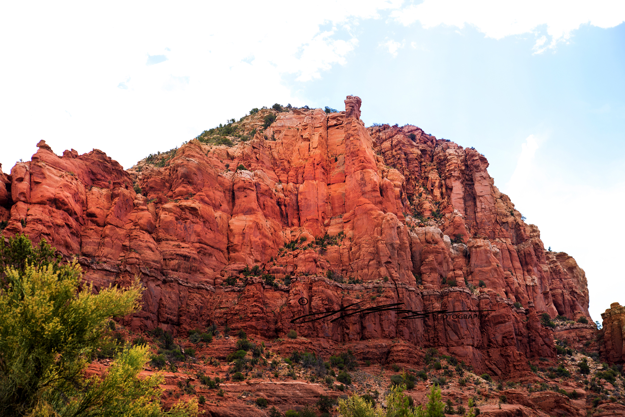 Sedona_Scenecroute_Arizona_Cathedralrock_travelphotography_jbogerphotography (4).jpg