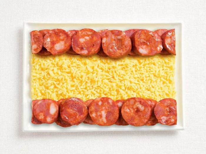 spain-flag-made-from-food-700x525.jpg