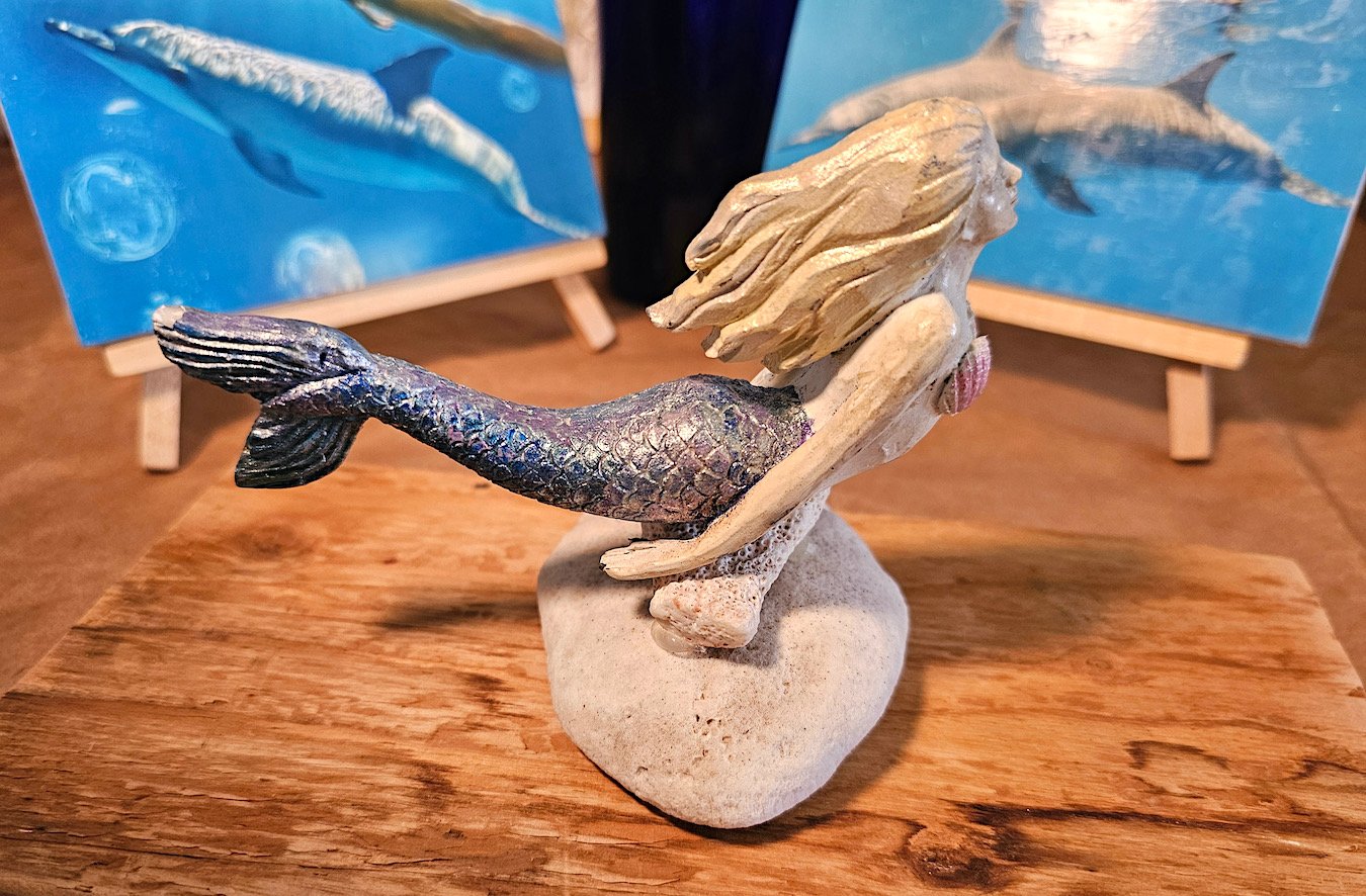 MermaidPaintSIDE.jpg