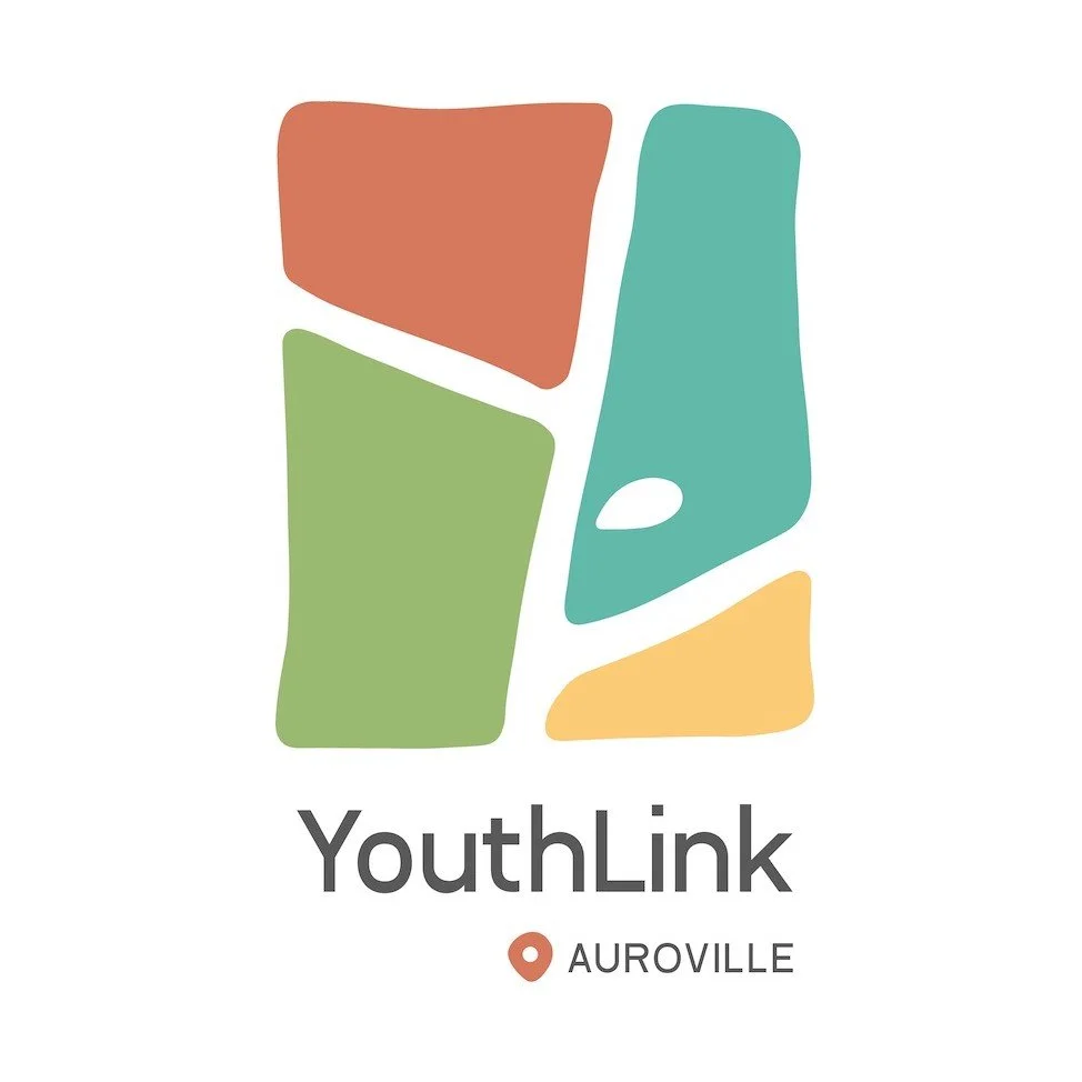 Youth Link Logo.jpg
