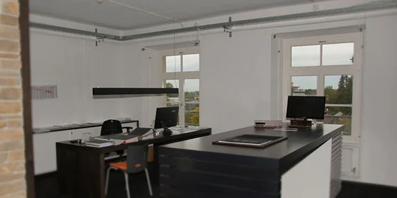 Bild_Büro.jpg