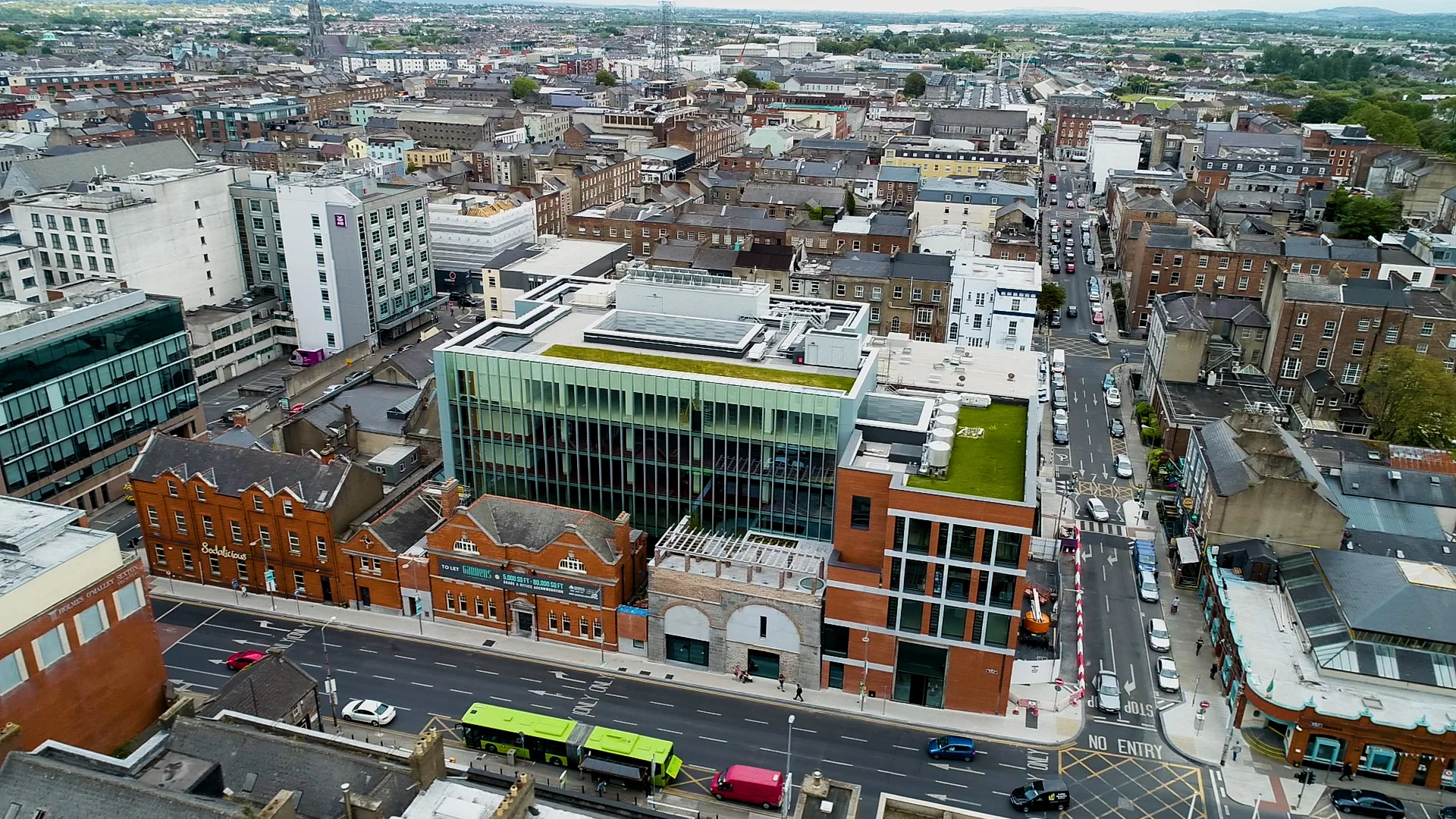 AWARD WINNING  COMMERCIAL OFFICE BUILDING