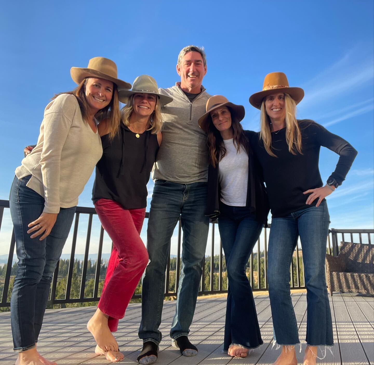 The girls&mdash;and the luckiest man in Montana. (Thanks for hosting, Stretch!)
