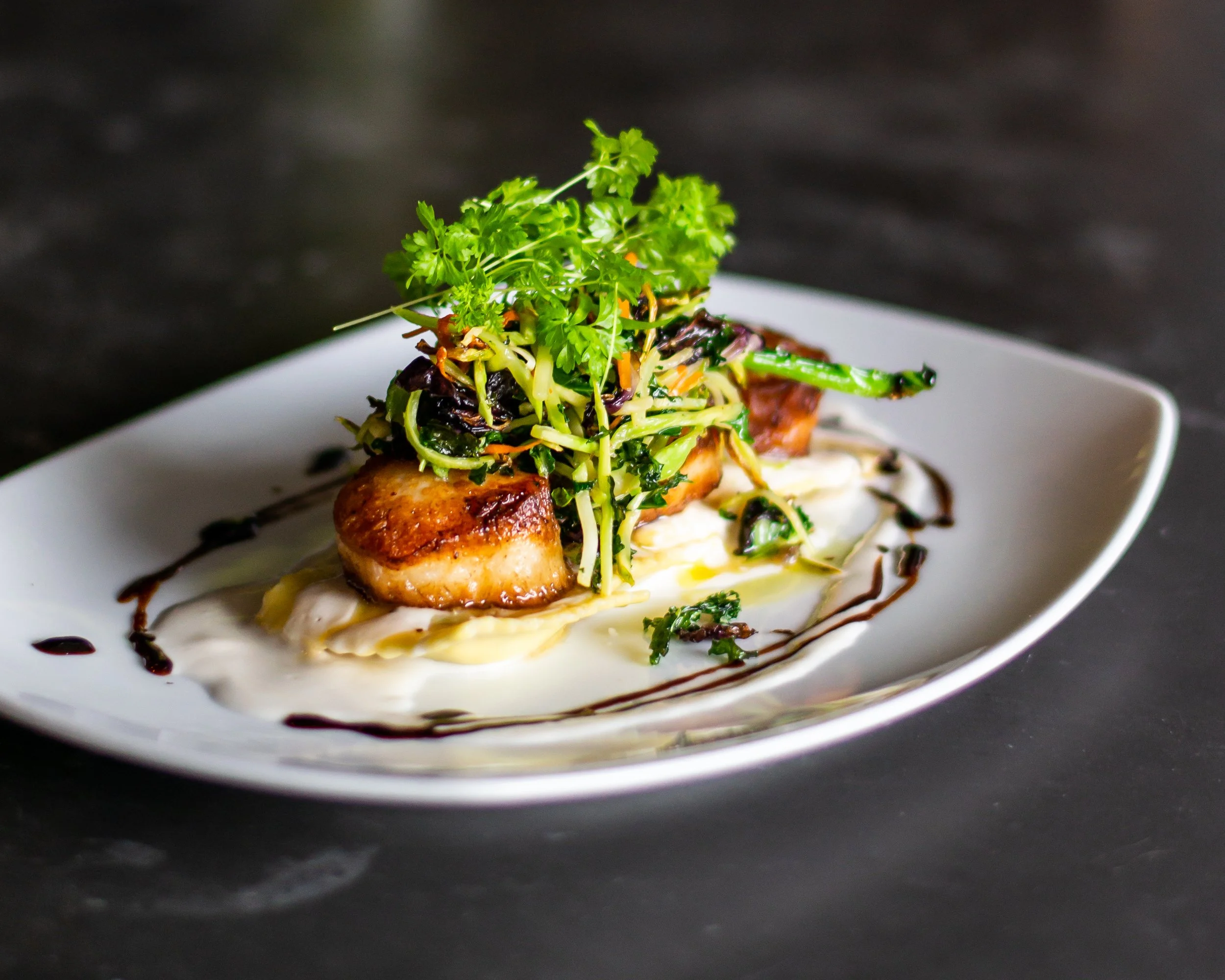 Petit and Keet Bar and Grill