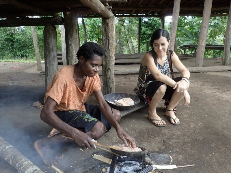 Rochelle Callahan with a friend in Papua New Guinea