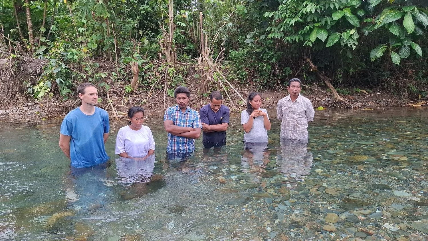 7 Taliabo Believers Baptized in Joyous Celebration