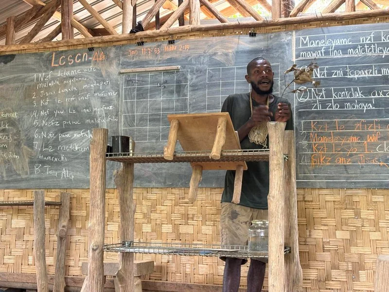 Papua New Guinea: Ten New Believers in Maliyali