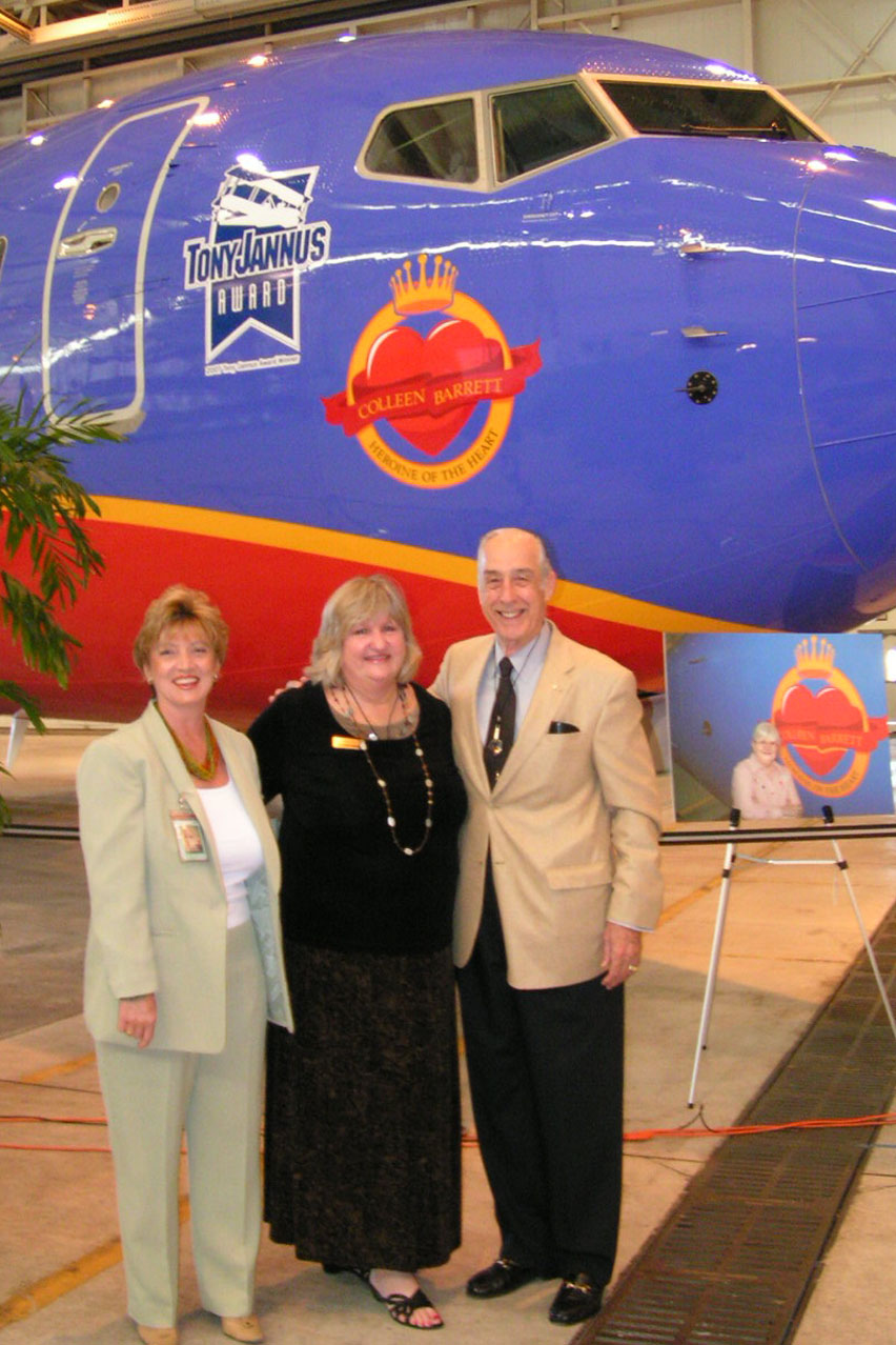 Colleen Picard, Diane Cox, and Dick Newton, 4 Apr '07.jpg