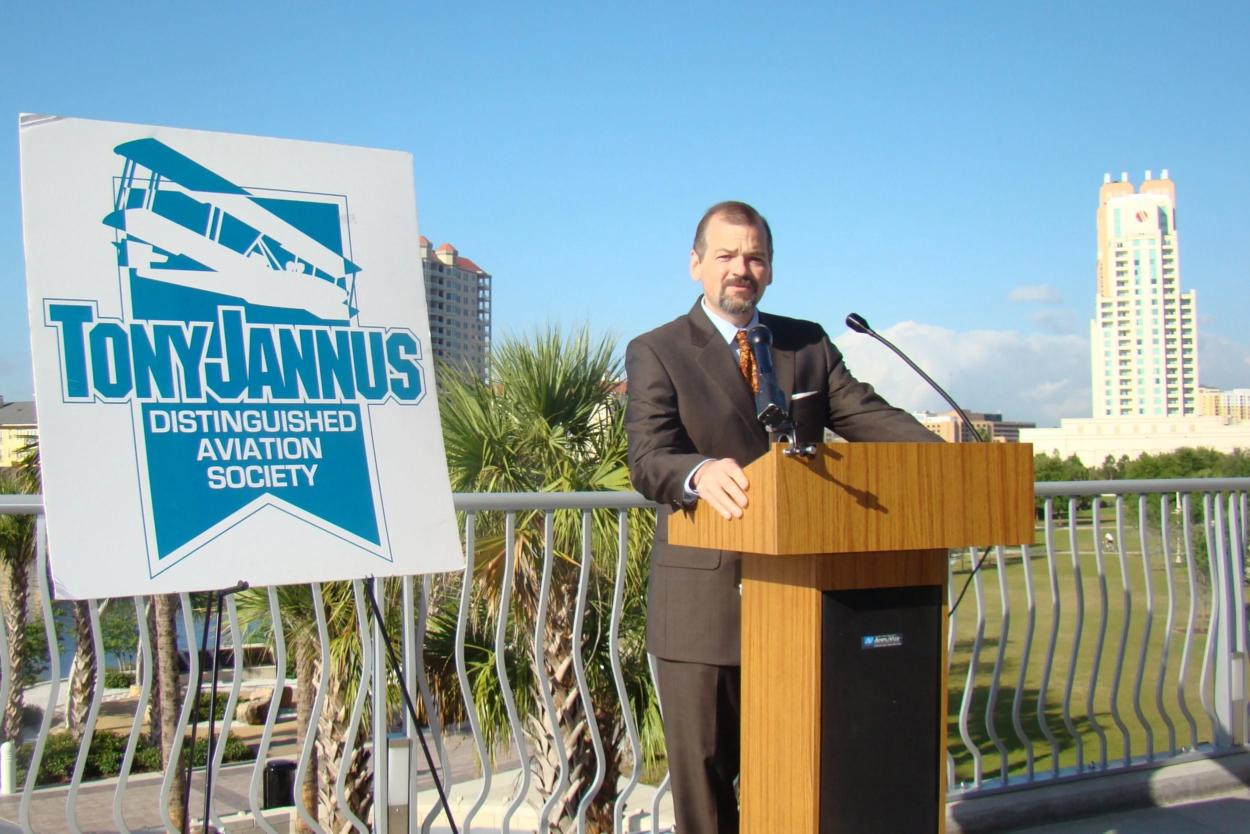 C. J. Roberts, 13 Apr '11.JPG