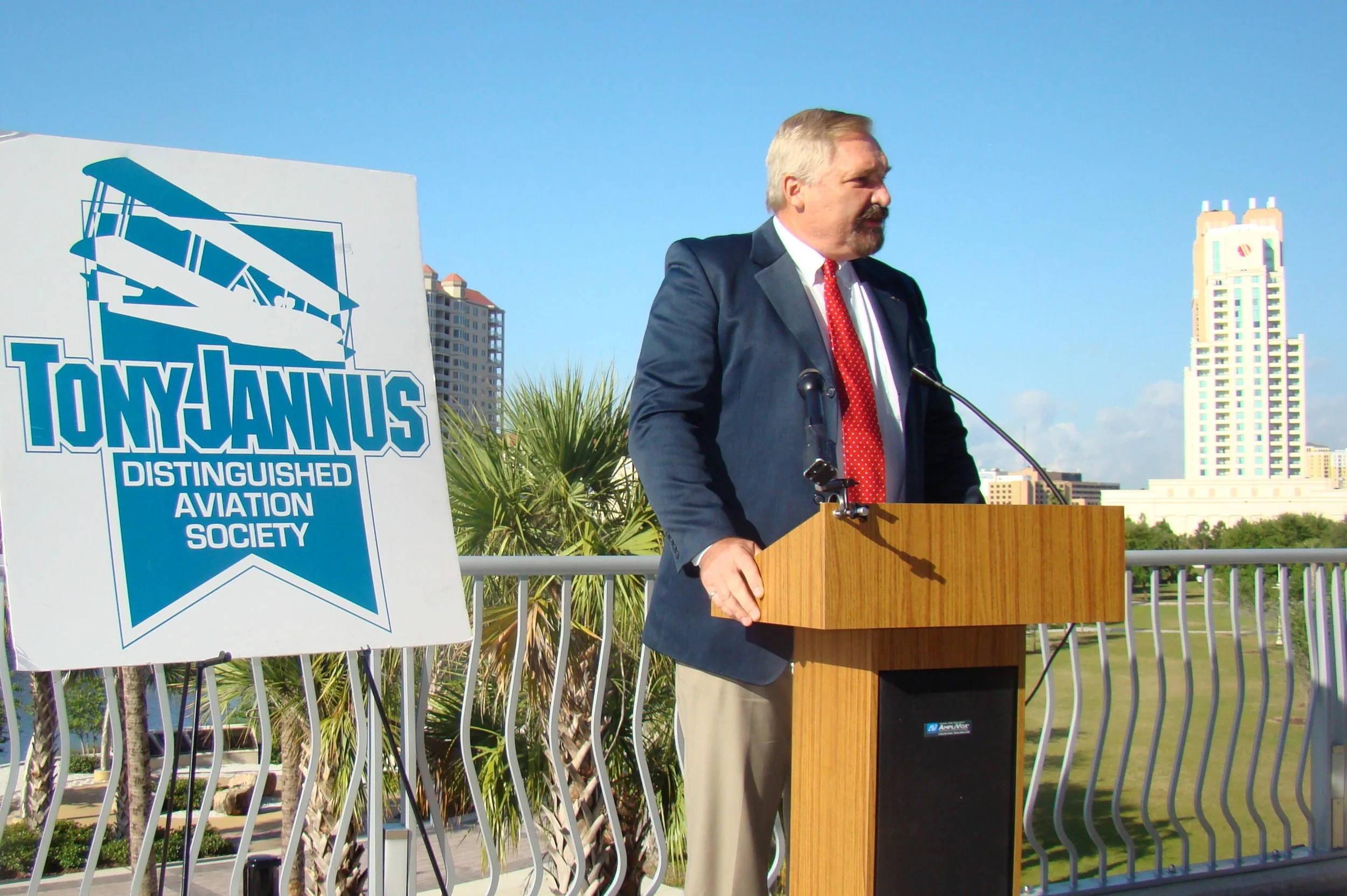 John Dahl, 13 Apr '11.JPG