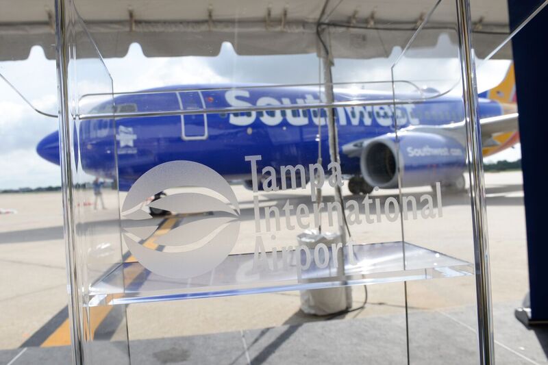 Podium & SWA 737 prior to Press Confeence, 20 May '16.jpg