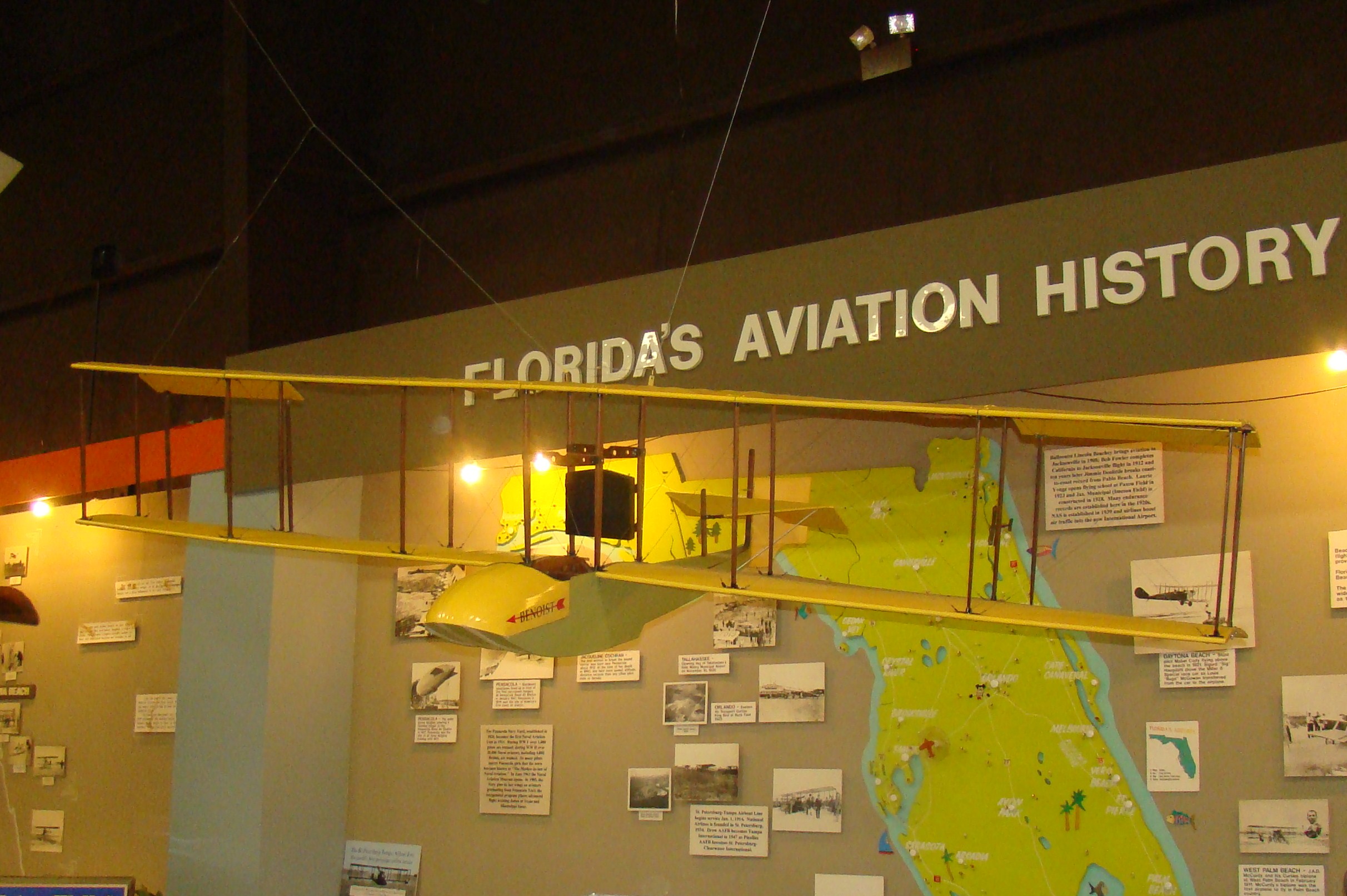 Florida Air Museum, Benoist Replica - 1, 18 Jan '12.JPG