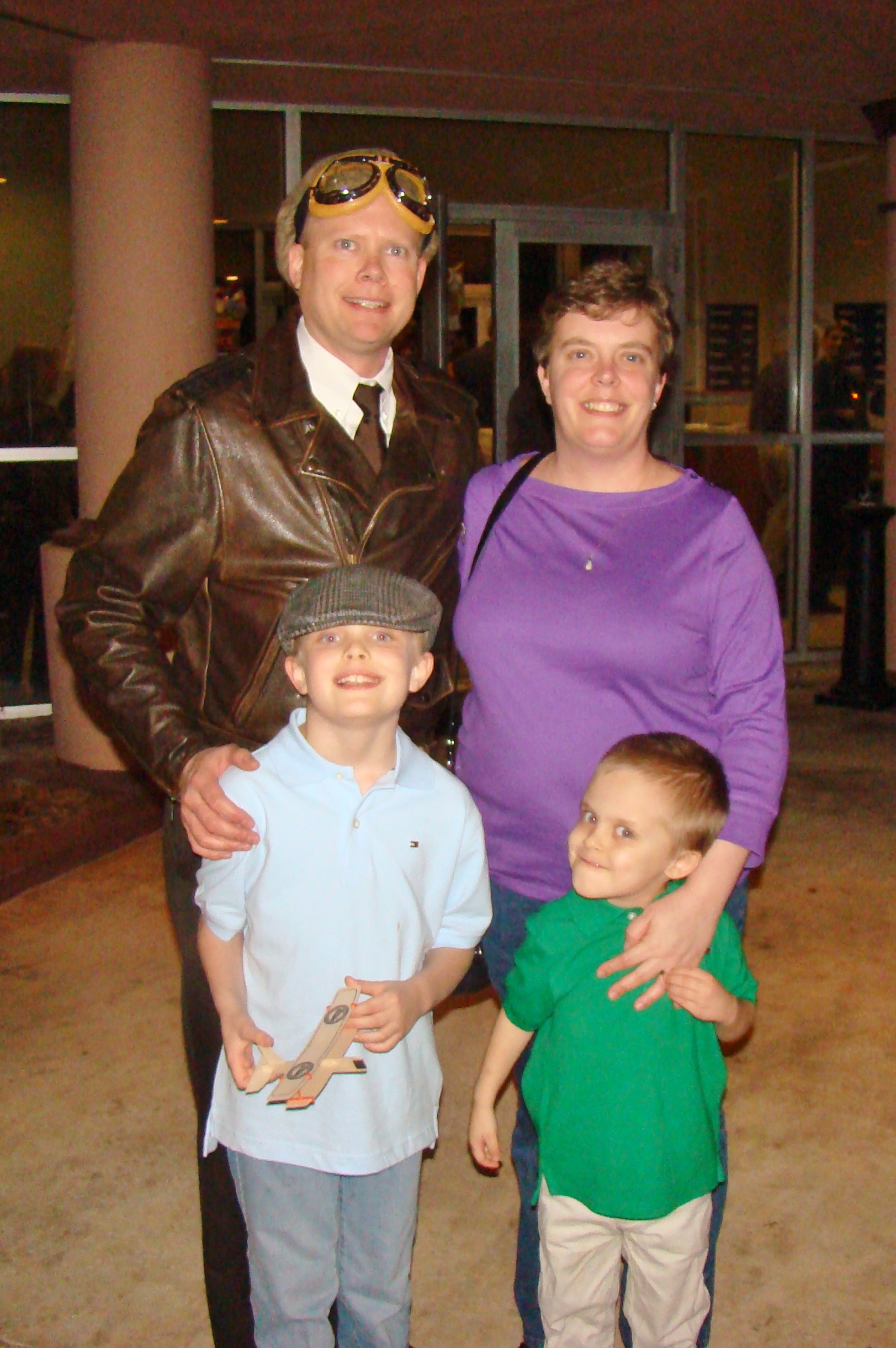 Chris & Andie Minner with Michael & Ernie - 2, 31 Dec '13.JPG