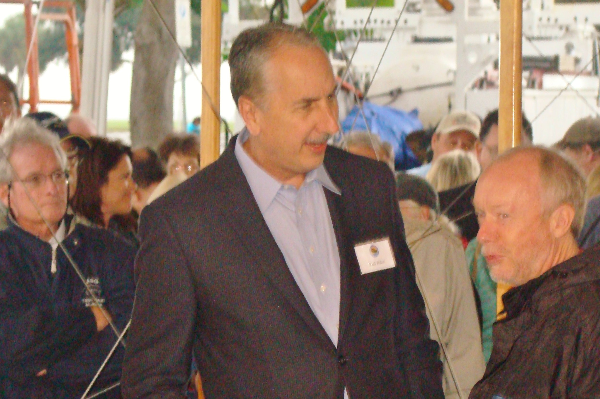 Former Mayor Rick Baker, 1 Jan '14.JPG
