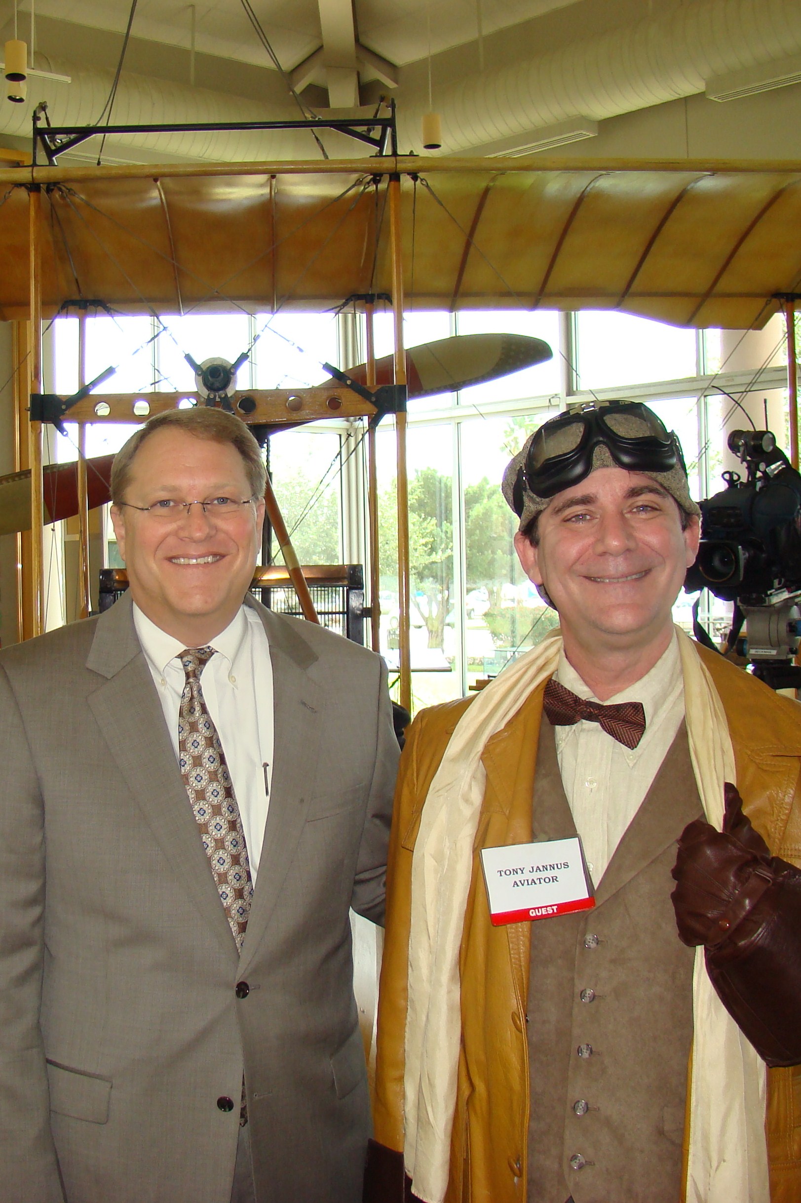 Mayor Bill Foster & Tony Jannus, 14 Jun '12.JPG