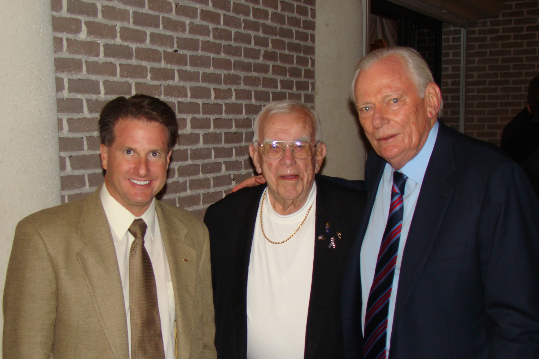 Herb Kelleher, Bob Cutler & Robert Bohan, 29 Oct '08.jpg