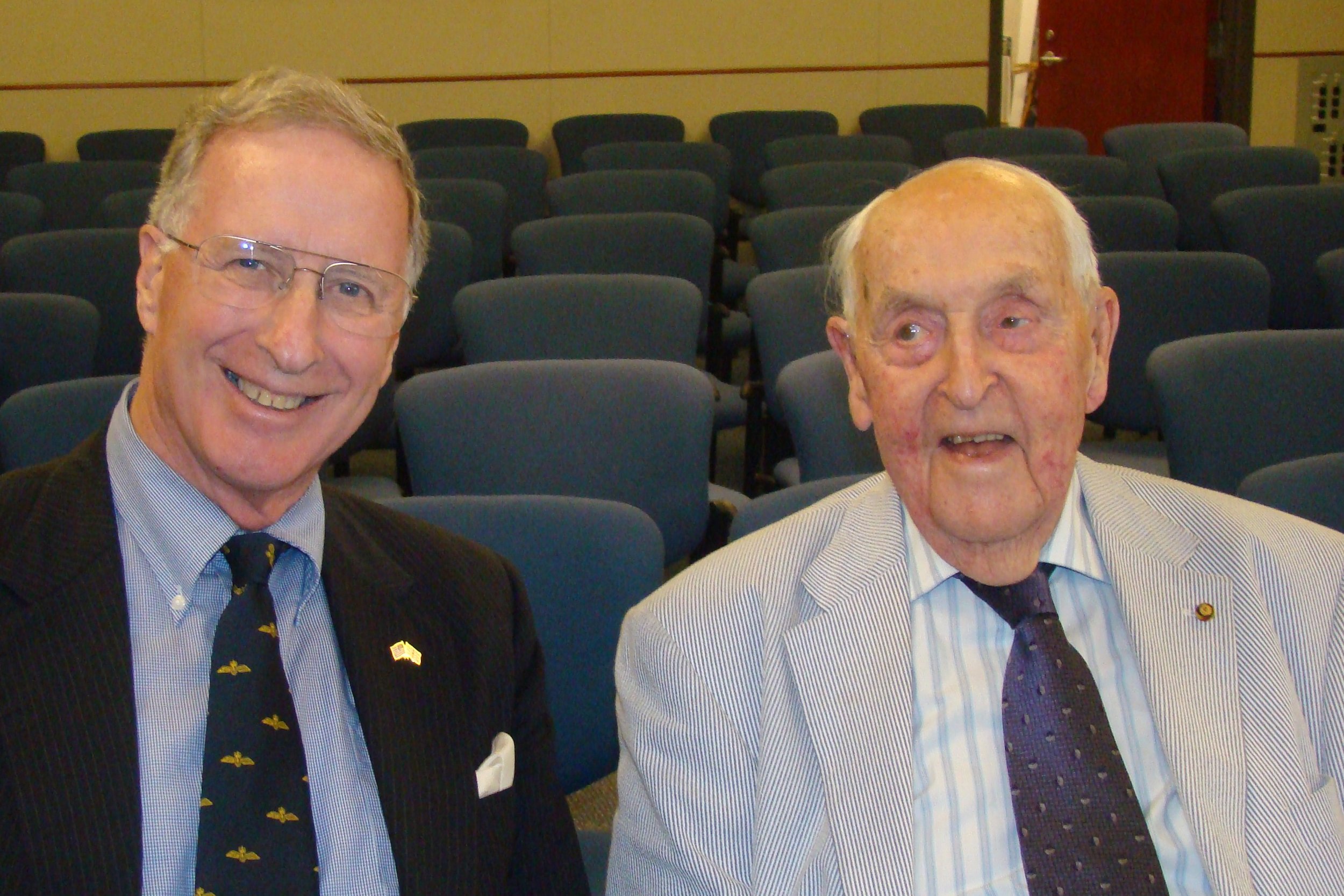 Colin Howgill & Sir Lenox, 27 Oct '11.JPG