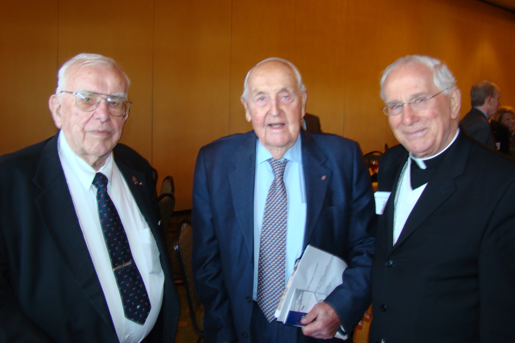 Sir Lennox Hewitt, Monsignor Higgins & Bob Cutler - 2, 30 Oct '08.jpg