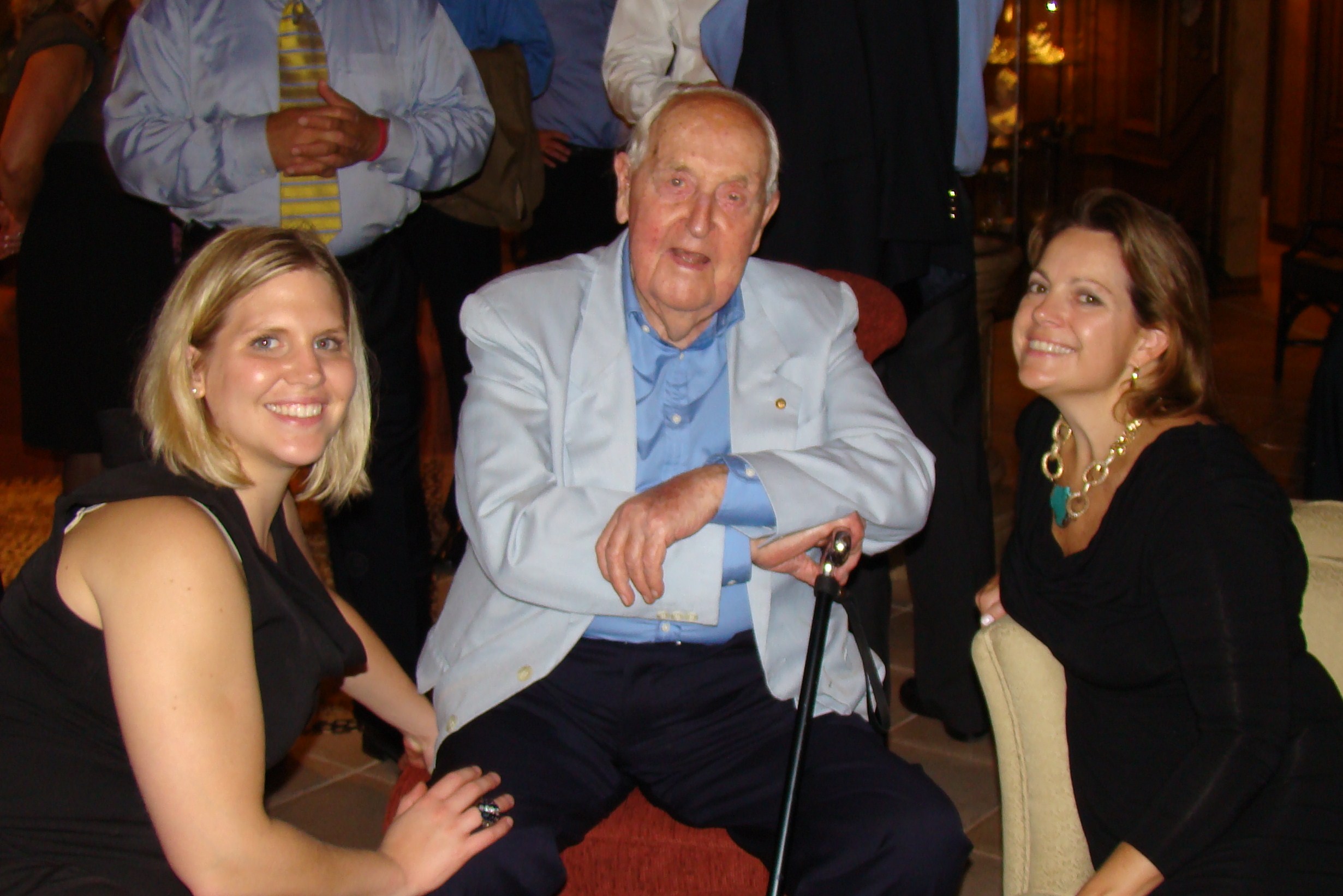 Sir Lenox Hewitt with Lisa Rietman and Lois O'Connor, 28 Oct '10.JPG