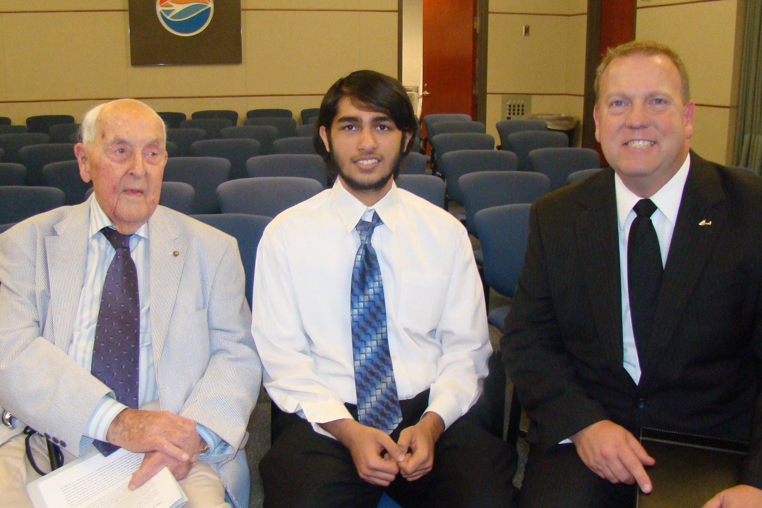 Sir Lenox, Farhan Hiya & Bill McGrew, 27 Oct '11.JPG